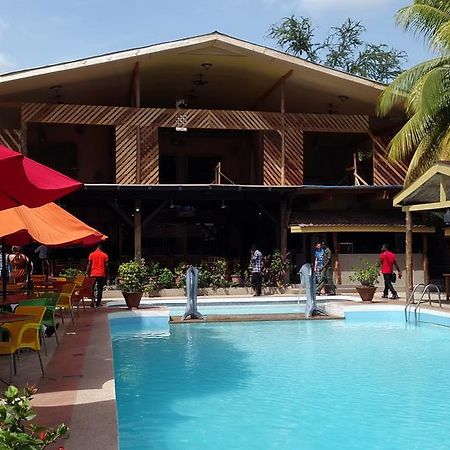 Sir Max Hotel Kumasi Exterior foto