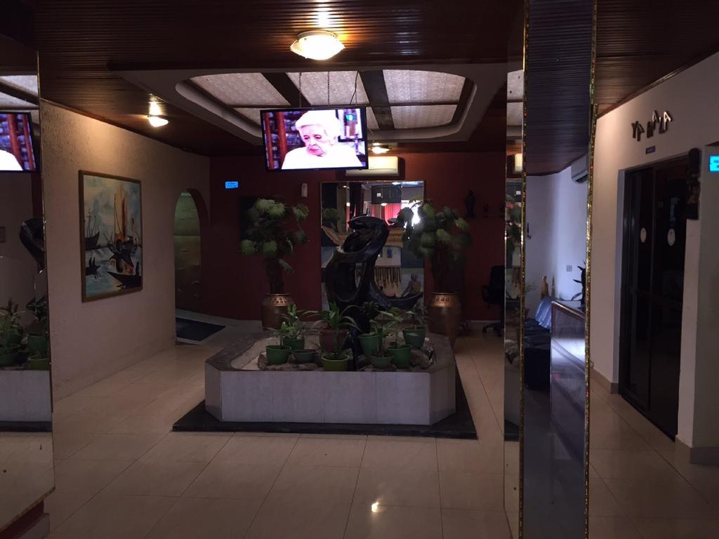 Sir Max Hotel Kumasi Exterior foto